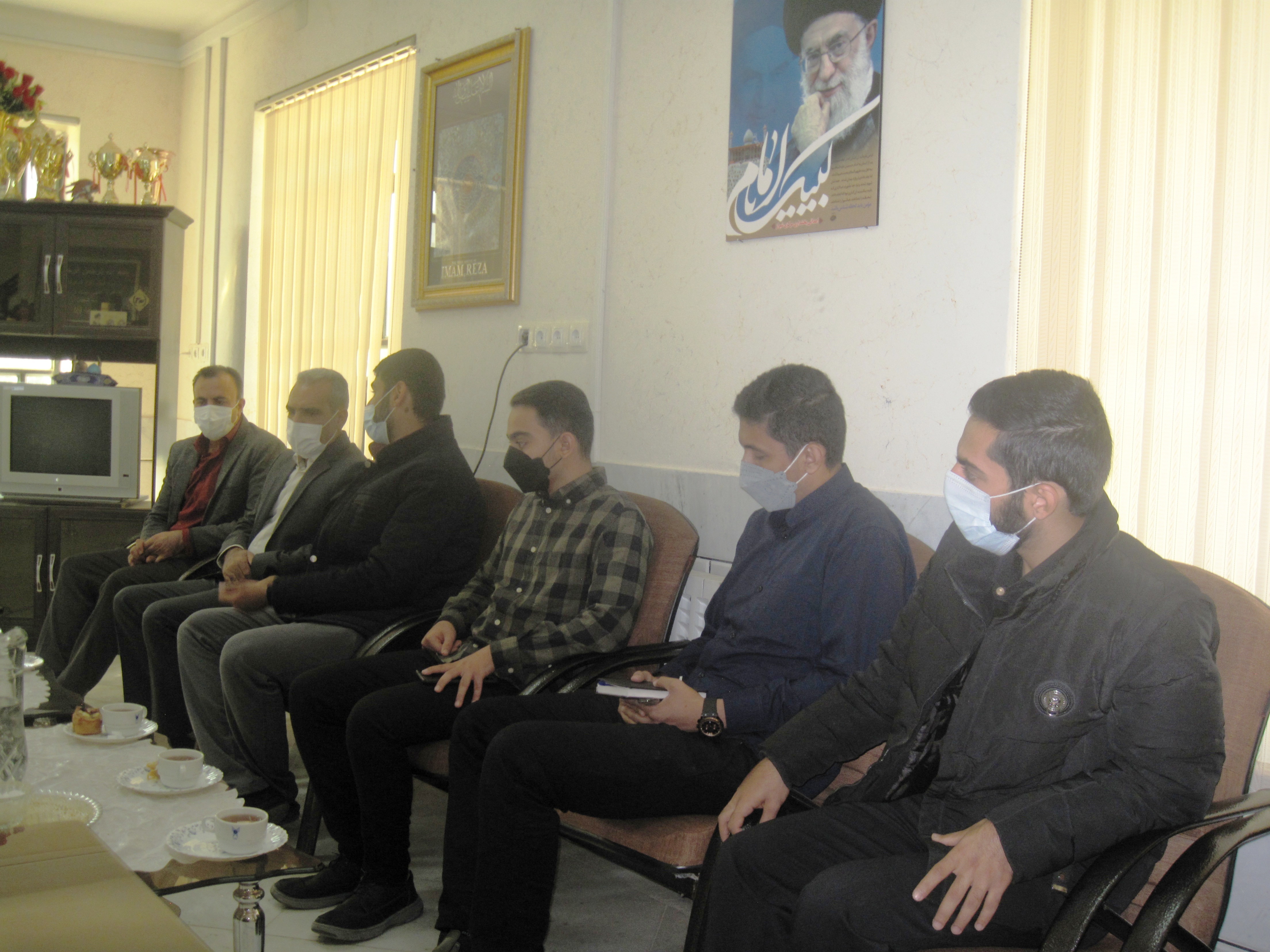 حمید آروین رئیس دانشگاه آزاد اسلامی واحد نی‌ریز در دیدار مسئول بسیج دانشجویی شهرستان نی‌ریز