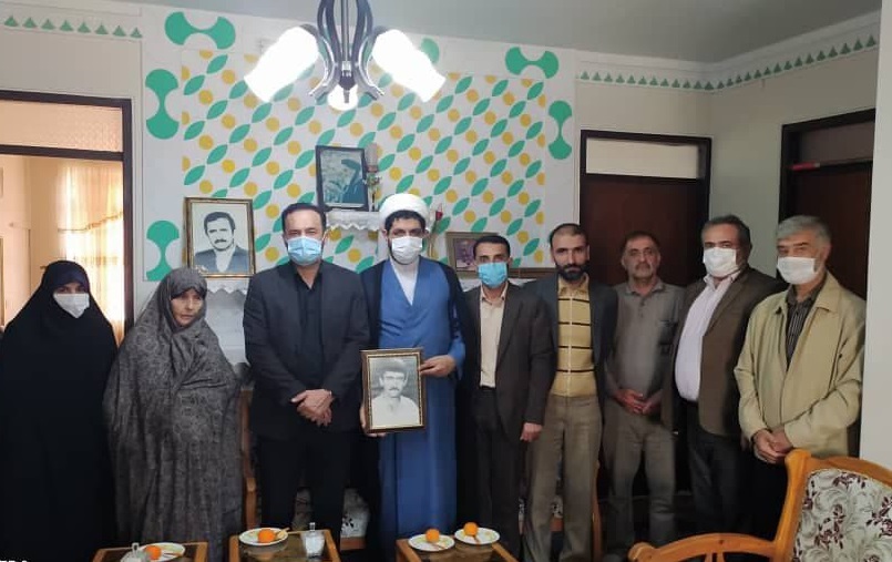 دیدار مسئولان دانشگاه آزاد اسلامی رامسر با خانواده‌های شهید