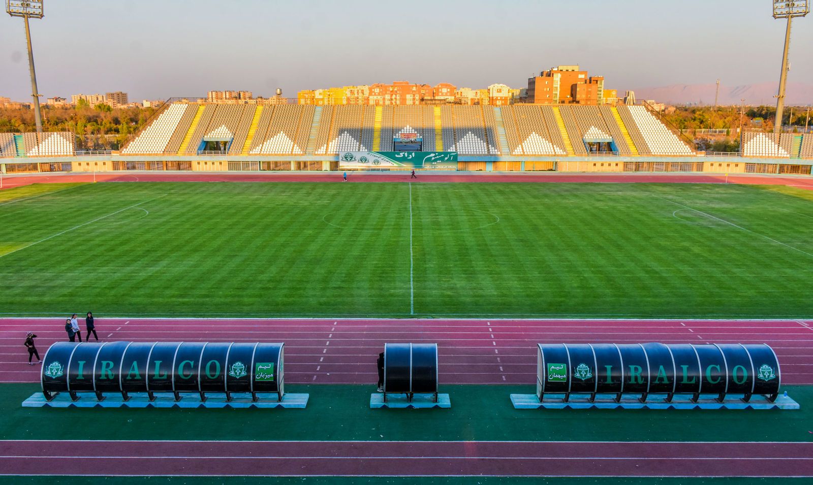 ورزشگاه امام خمینی (ره) اراک