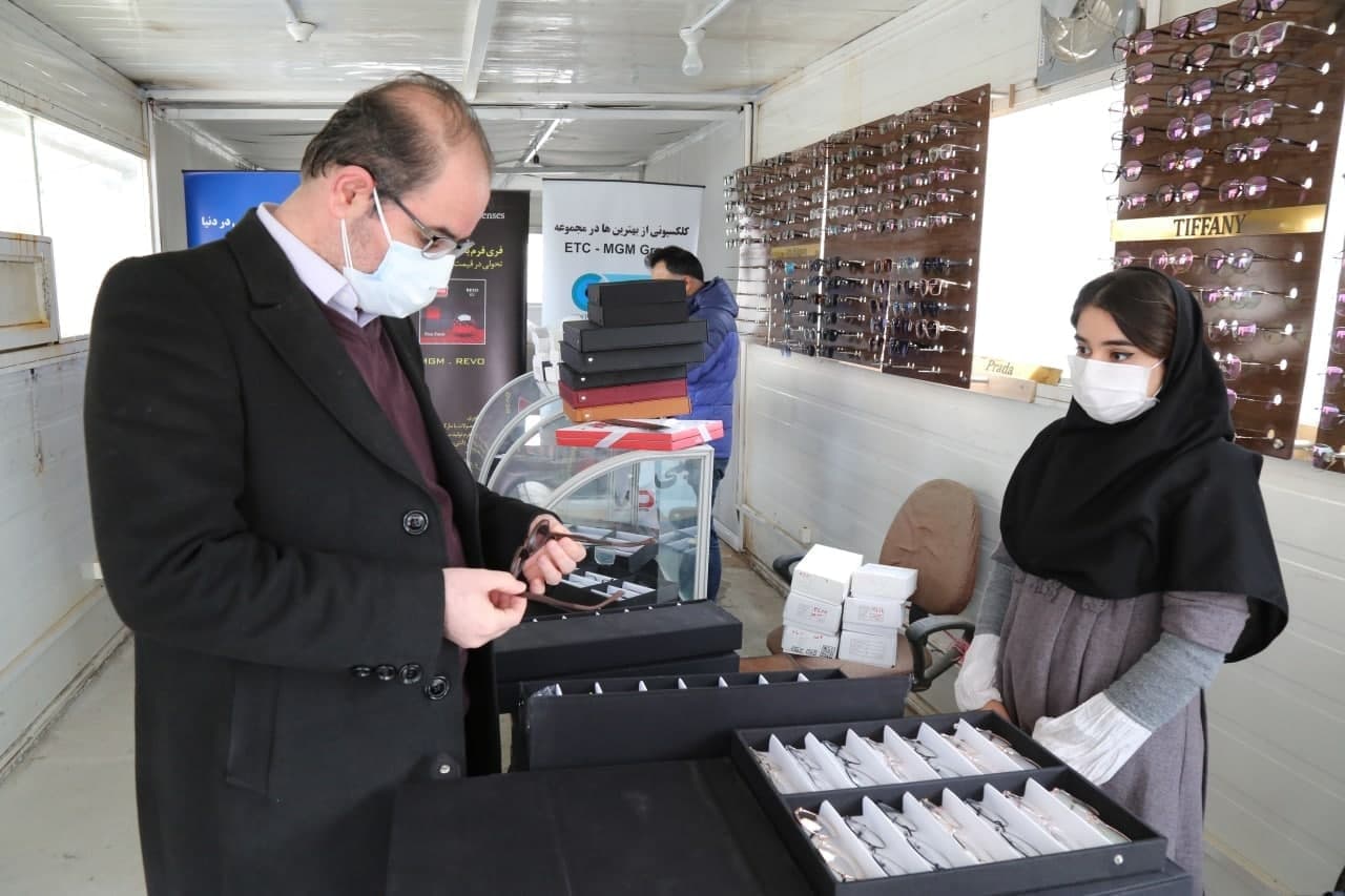 راه‌اندازی کلینیک تولید و فروش فریم عینک در دانشگاه آزاد اسلامی کرمانشاه