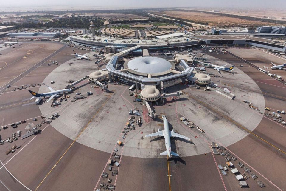 airport emirates.jpg