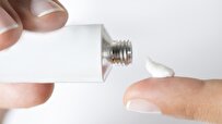 Iranian Company Produces Anti-Pimple Ointment Using Nanomaterials