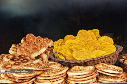 Traditional Kashmiri Breads (Exclusive)