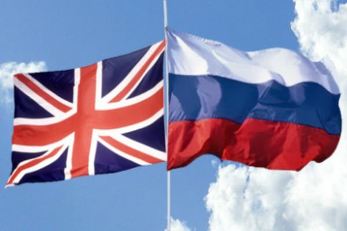 ورود انگلیس و روسیه به سال ۲۰۲۳ با رکود اقتصادی