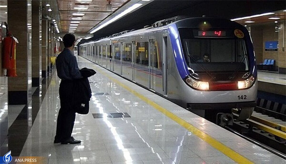 خدمات دهی کامل متروی تهران در مراسم تشییع پیکر ۲۰۰ شهید گمنام