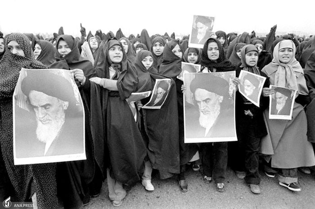 سلسله نشست‌های علمی زنان و انقلاب اسلامی برگزار می‌شود