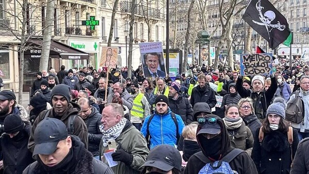 تظاهرات گسترده فرانسوی‌ها در اعتراض به افزایش سن بازنشستگی