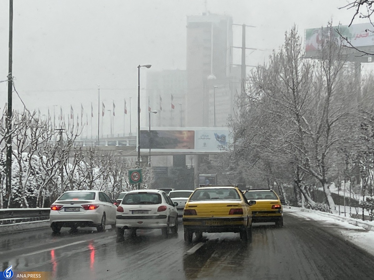 ترافیک سنگین در ۳ بزرگراه تهران، از سفر‌های غیرضروری خودداری کنید+فیلم