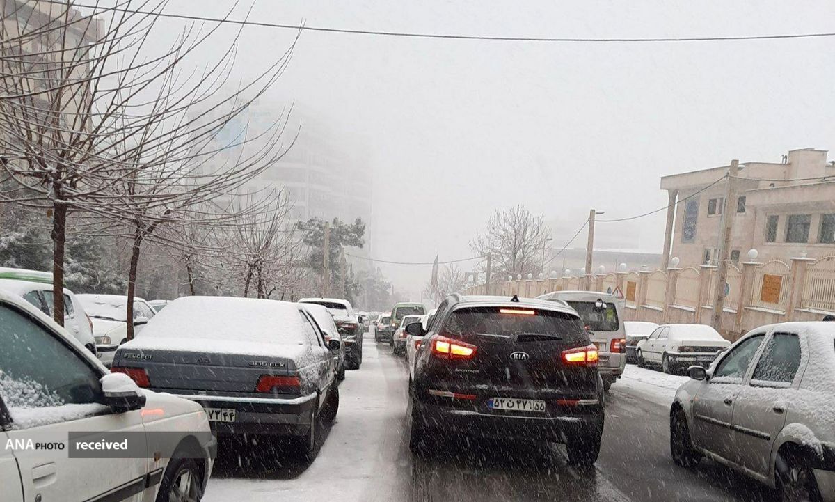 وقتی تهران قفل شد، شهرداری از پیشنهاد‌های نوآورانه در برف روبی استقبال کرد