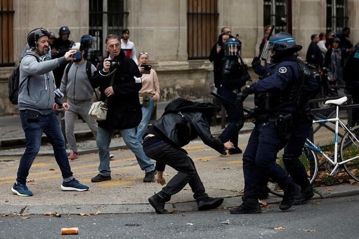 فرانسویان معترض دوباره به خیابان‌ها برگشتند