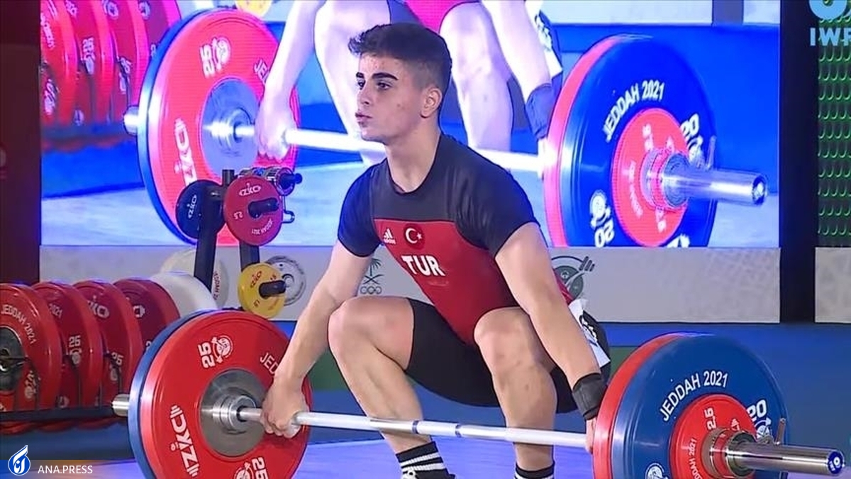 اعزام وزنه‌برداران نوجوان به مسابقات جهانی در ابهام است