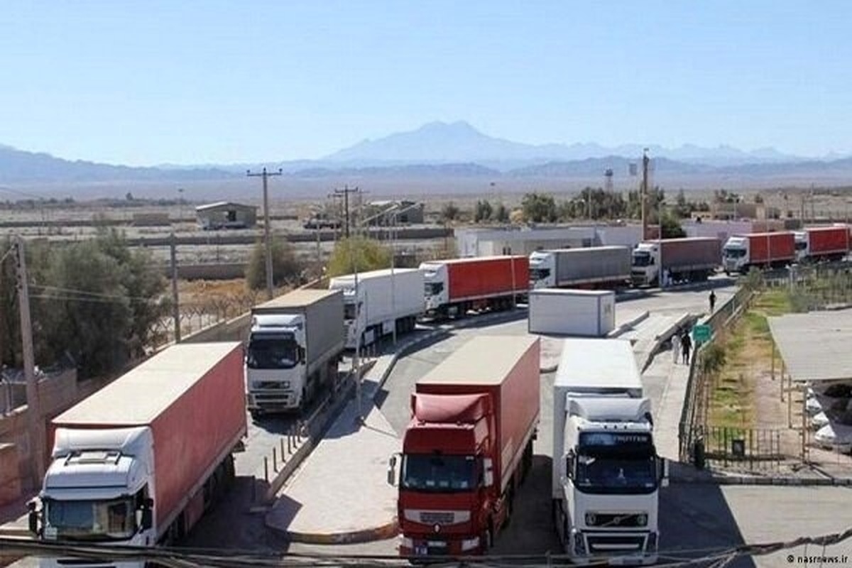 علت کُندی تردد کامیون‌ها از مرز آستارا، ضعف طرف آذری است نه ایرانی