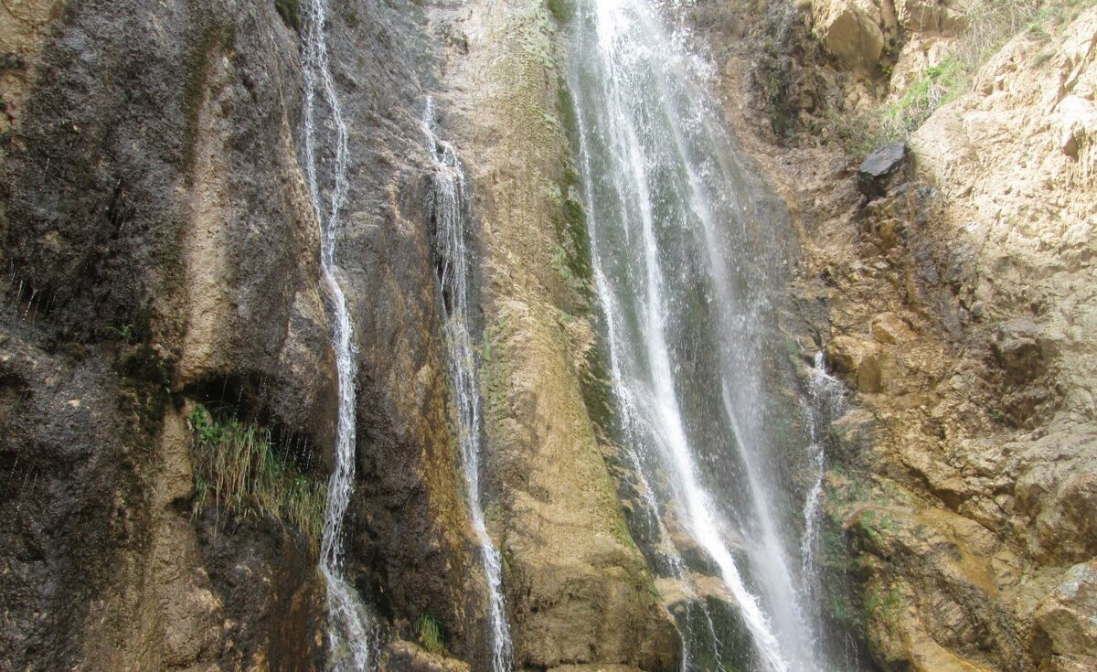 معرفی آبشار سیاسرت در رامسر