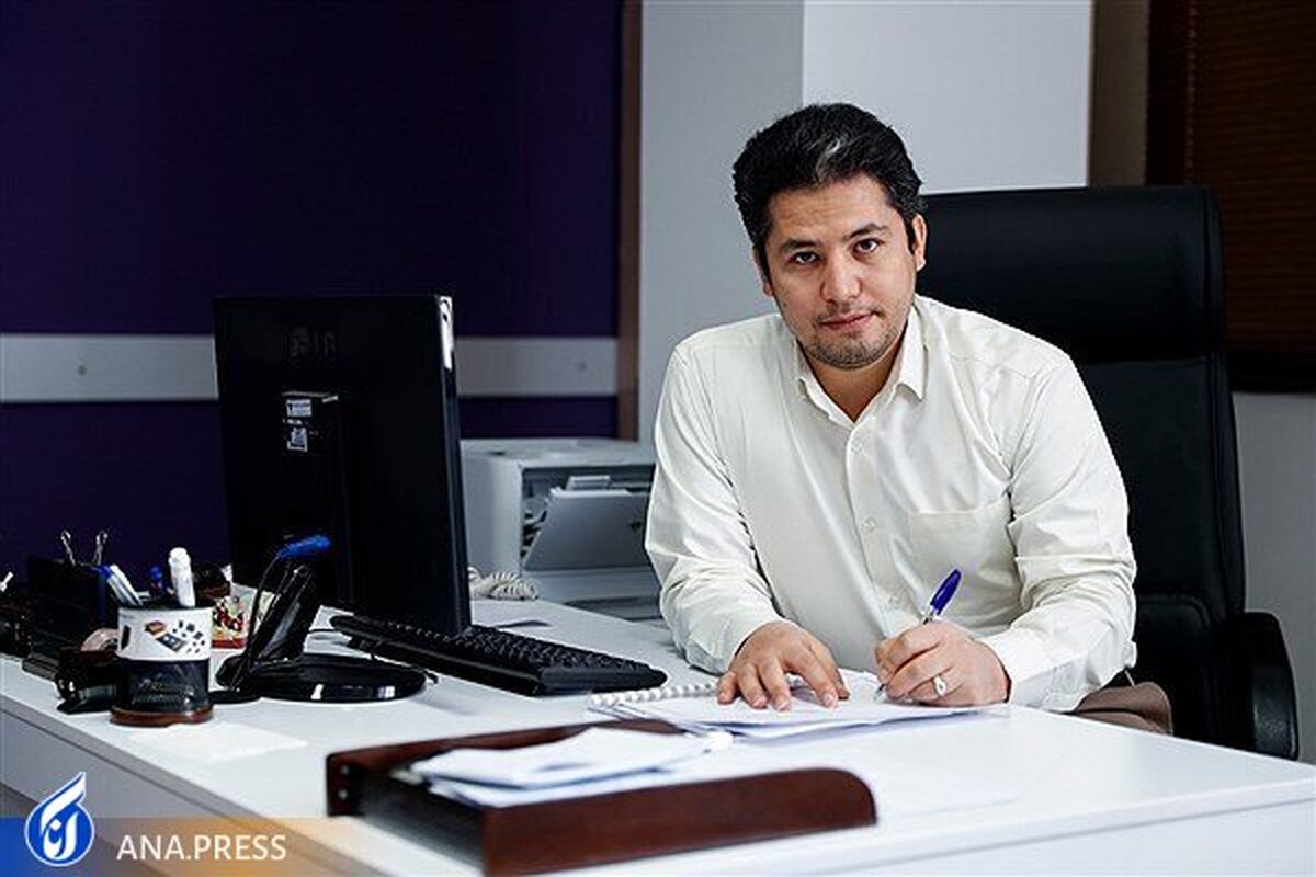 تغییر ریل گذاری از آموزشی و پژوهشی دانشگاه آزاد اسلامی به سوی کارآفرینی دانشجو