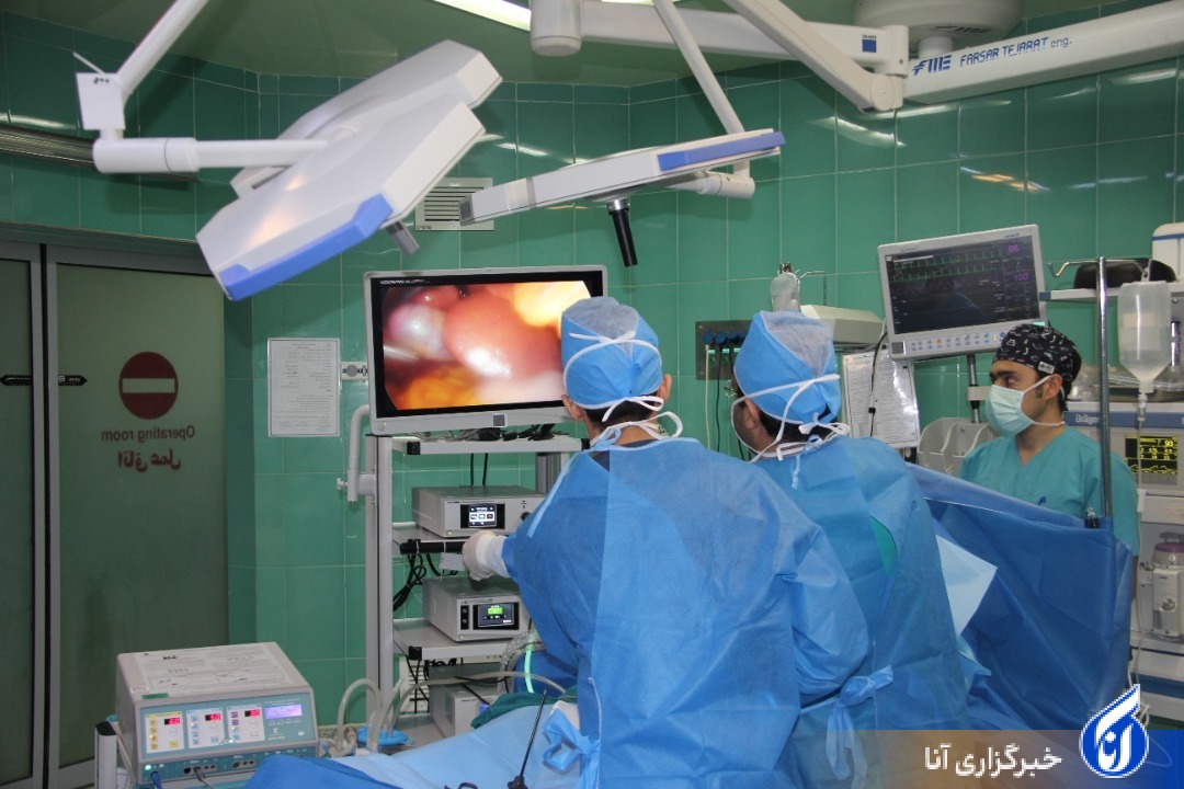 انجام نخستین جراحی ترکیبی اسلیو به روش لاپاراسکوپی در بیمارستان امام سجاد (ع) تبریز