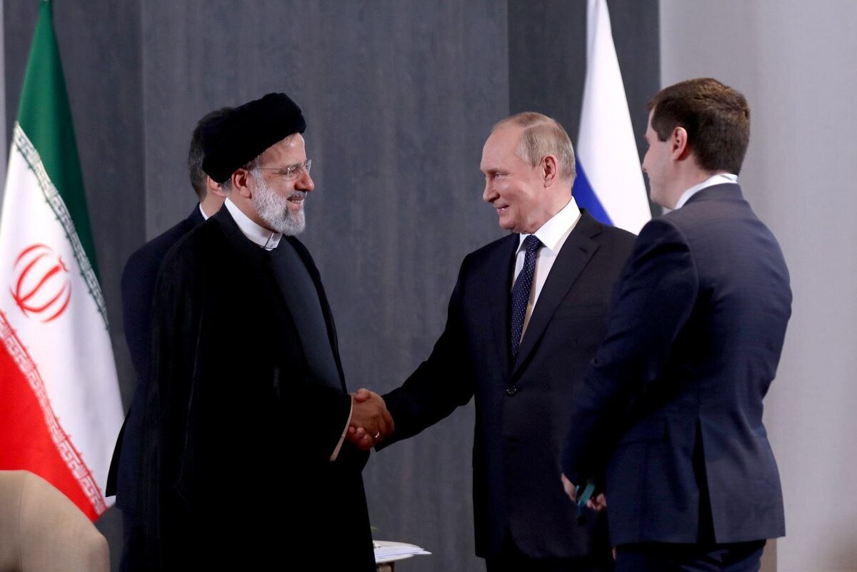 پوتین: قرارداد بزرگ بین ایران و روسیه در مراحل پایانی است/ هیئت تجاری شامل ۸۰ شرکت بزرگ هفته آینده به ایران می‌آیند+فیلم