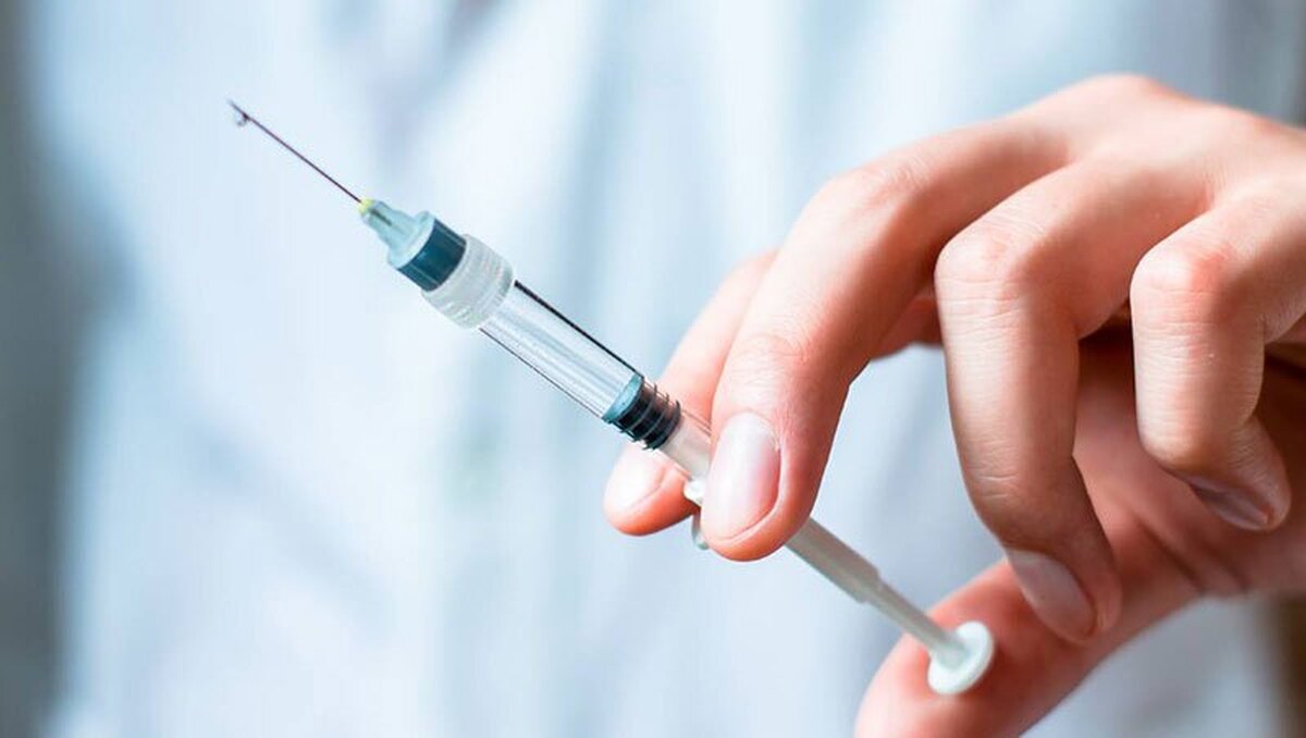 واکسن‌ آنفلوآنزا ۲۱۰ تا ۲۱۳ هزار تومان   لزومی ندارد که همه افراد واکسن را تزریق کنند