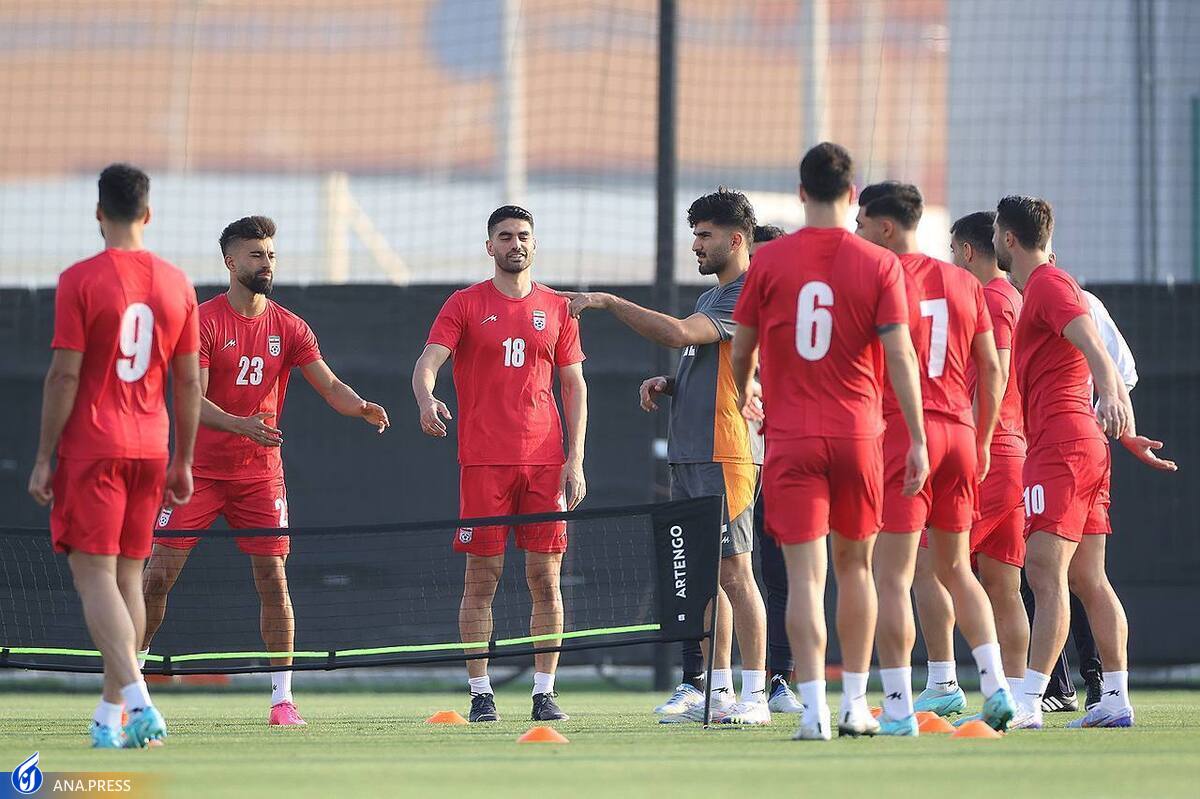 بدرقه تیم ملی ایران پیش از دیدار با انگلیس