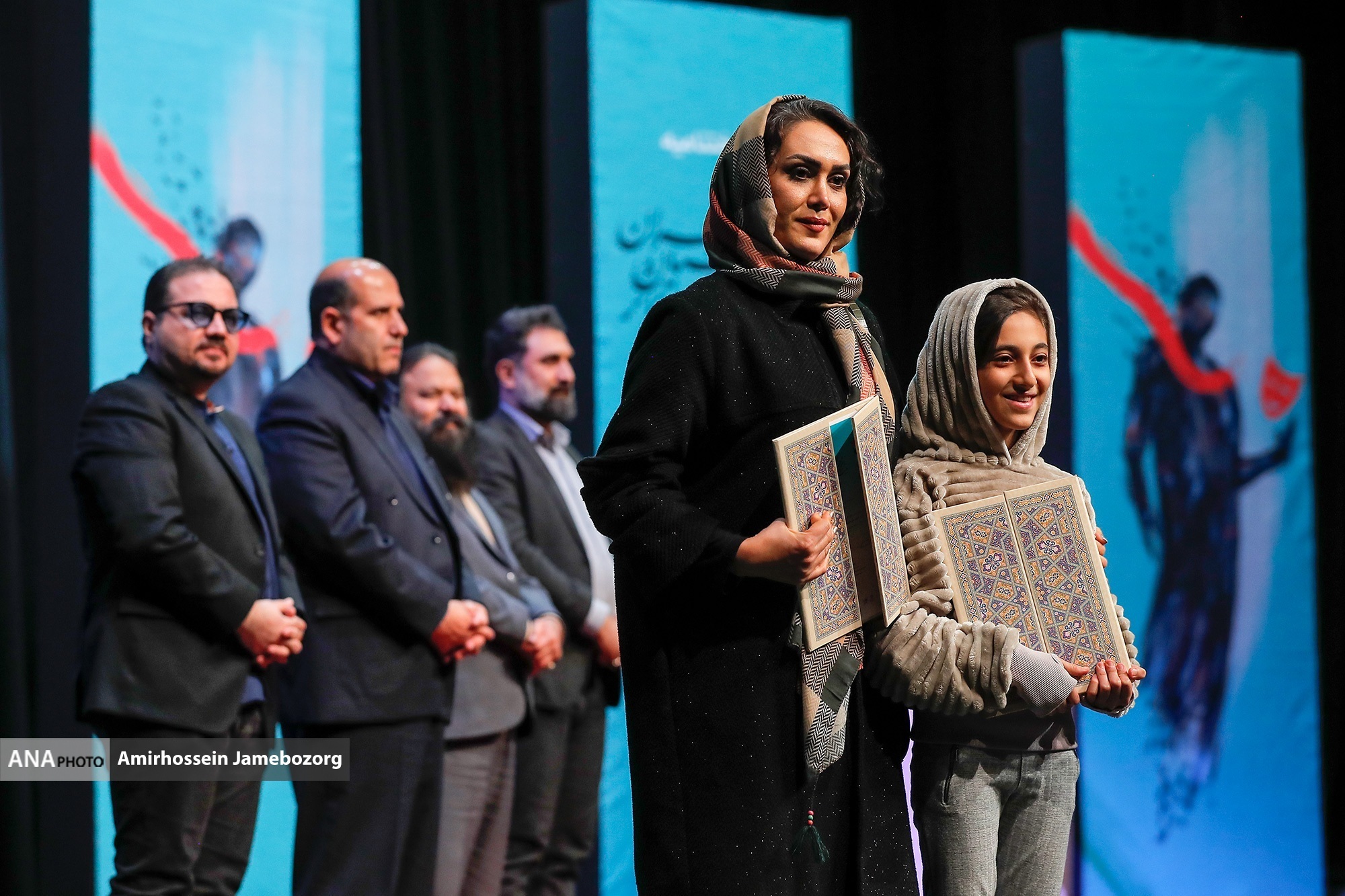 آیین اختتامیه بیست و هفتمین جشنواره تئاتر استان تهران آغاز شد 
