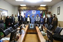 تجلیل از ۶ کارمند دانشگاه آزاد کرمانشاه در واحد شهریه و توانمندسازی