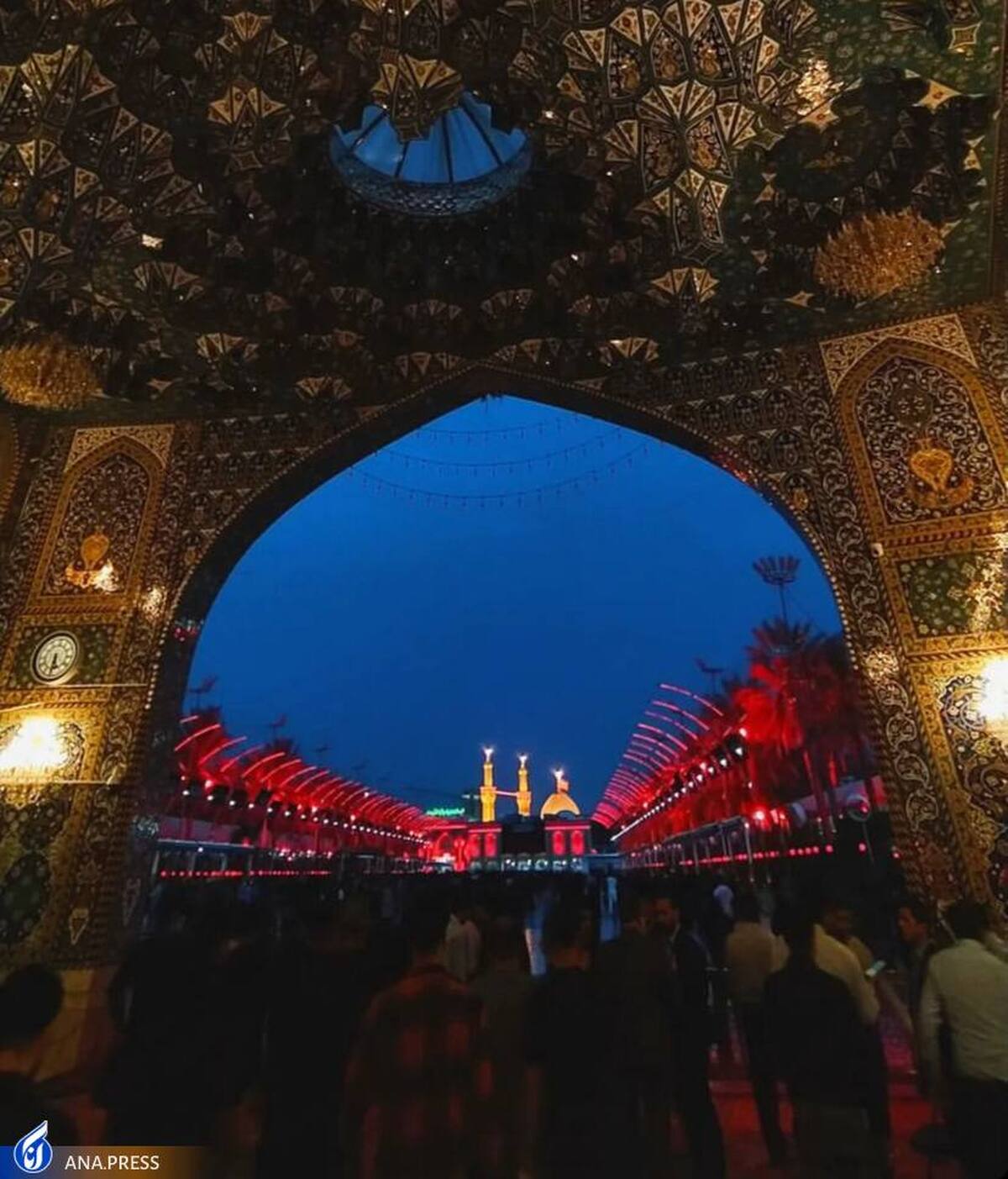 احیای شب نوزدهم ماه رمضان در حرم امام حسین (ع) + فیلم
