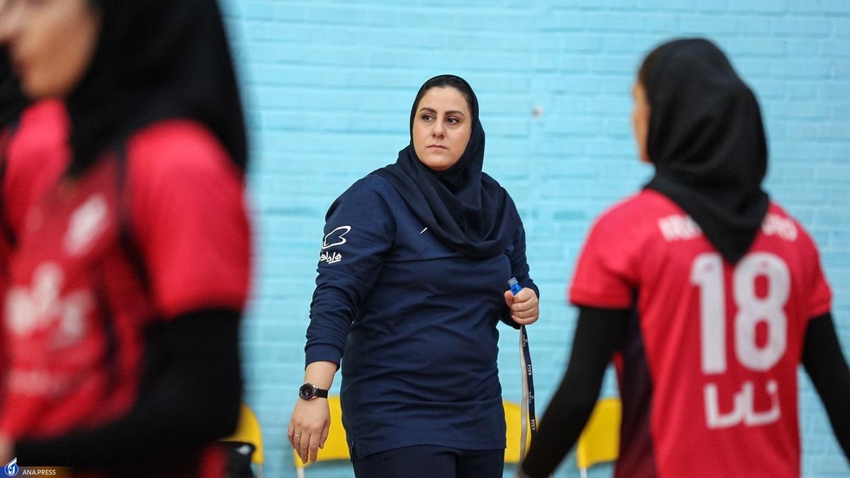 دختران والیبالیست ایران به خط شدند