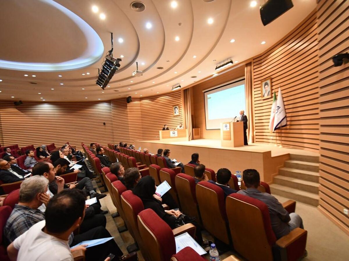 همایش ملی توانمندی‌ها و چشم‌انداز شرکت‌های دانش‌بنیان برگزار شد