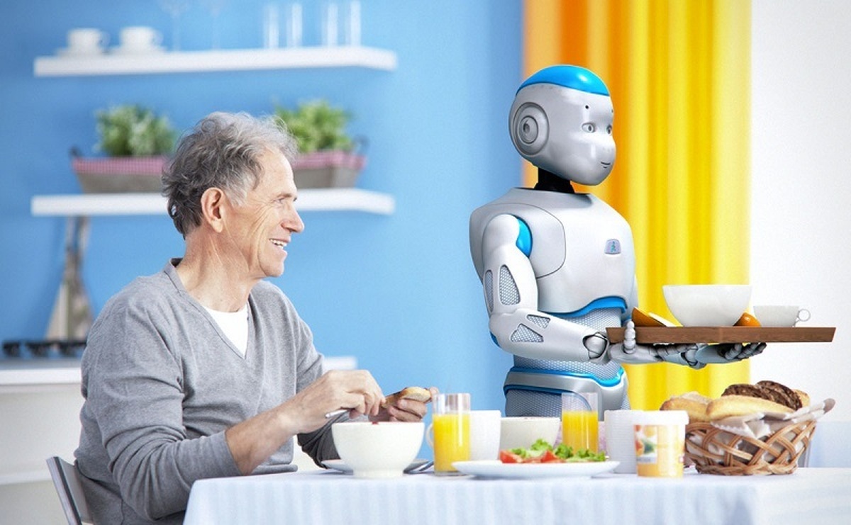 روزی روزگاری؛ چشم امید سالمندان به ربات‌های دستیار