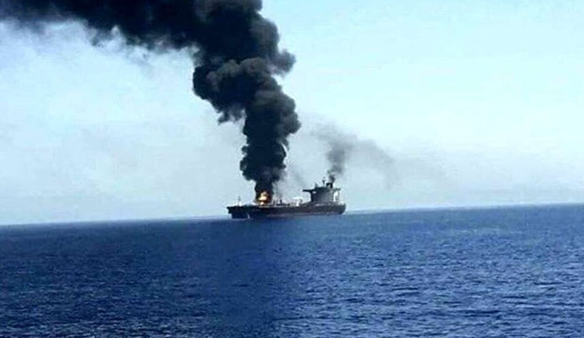 حمله یمن به کشتی آمریکایی تأيید شد