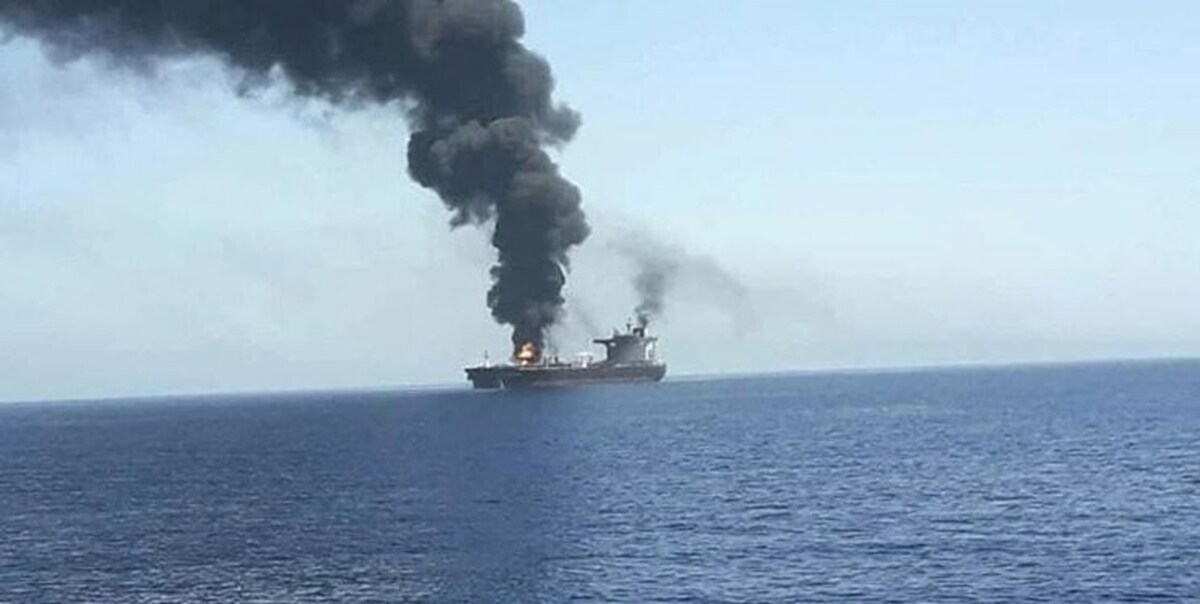 رسانه صهیونیستی: یک کشتی با موشک بالستیک در دریای سرخ هدف قرار گرفته است