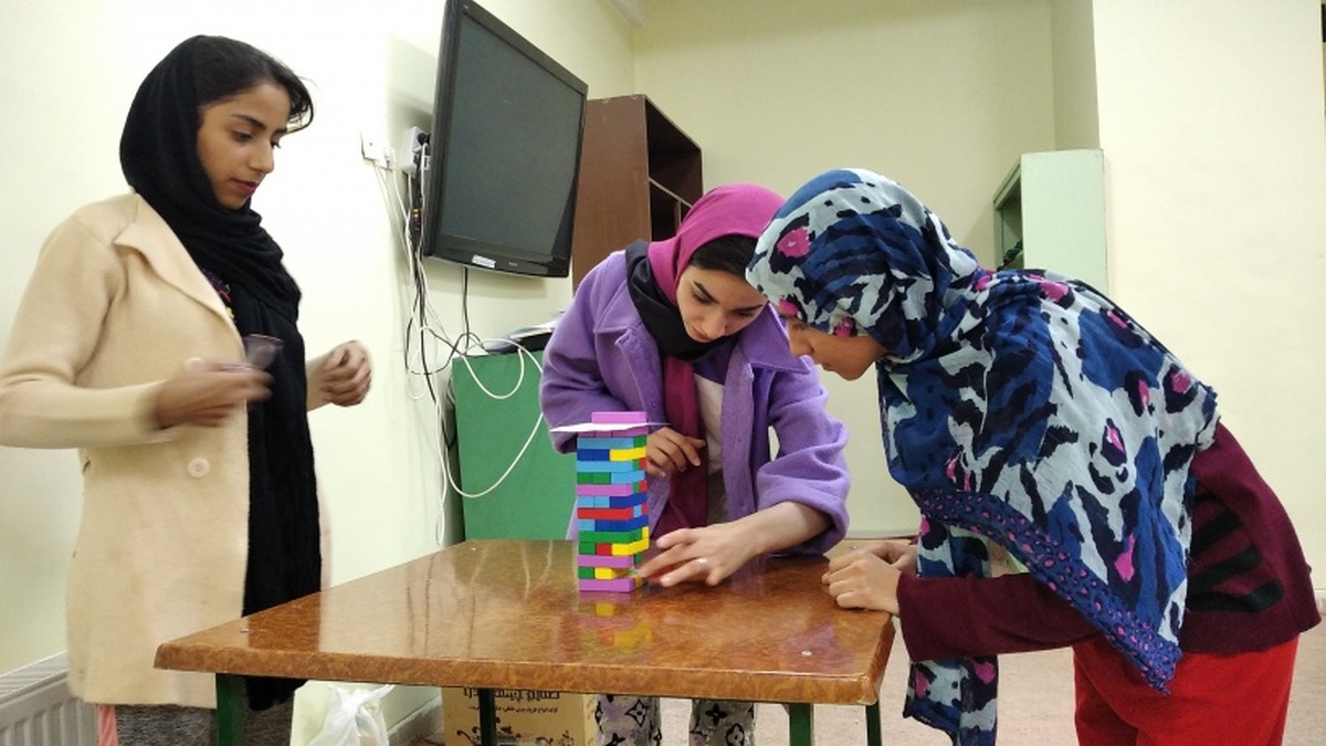 افزایش اعتماد به نفس و خوداتکایی دانش آموزان در مسابقات نادکاپ دانشگاه شریف