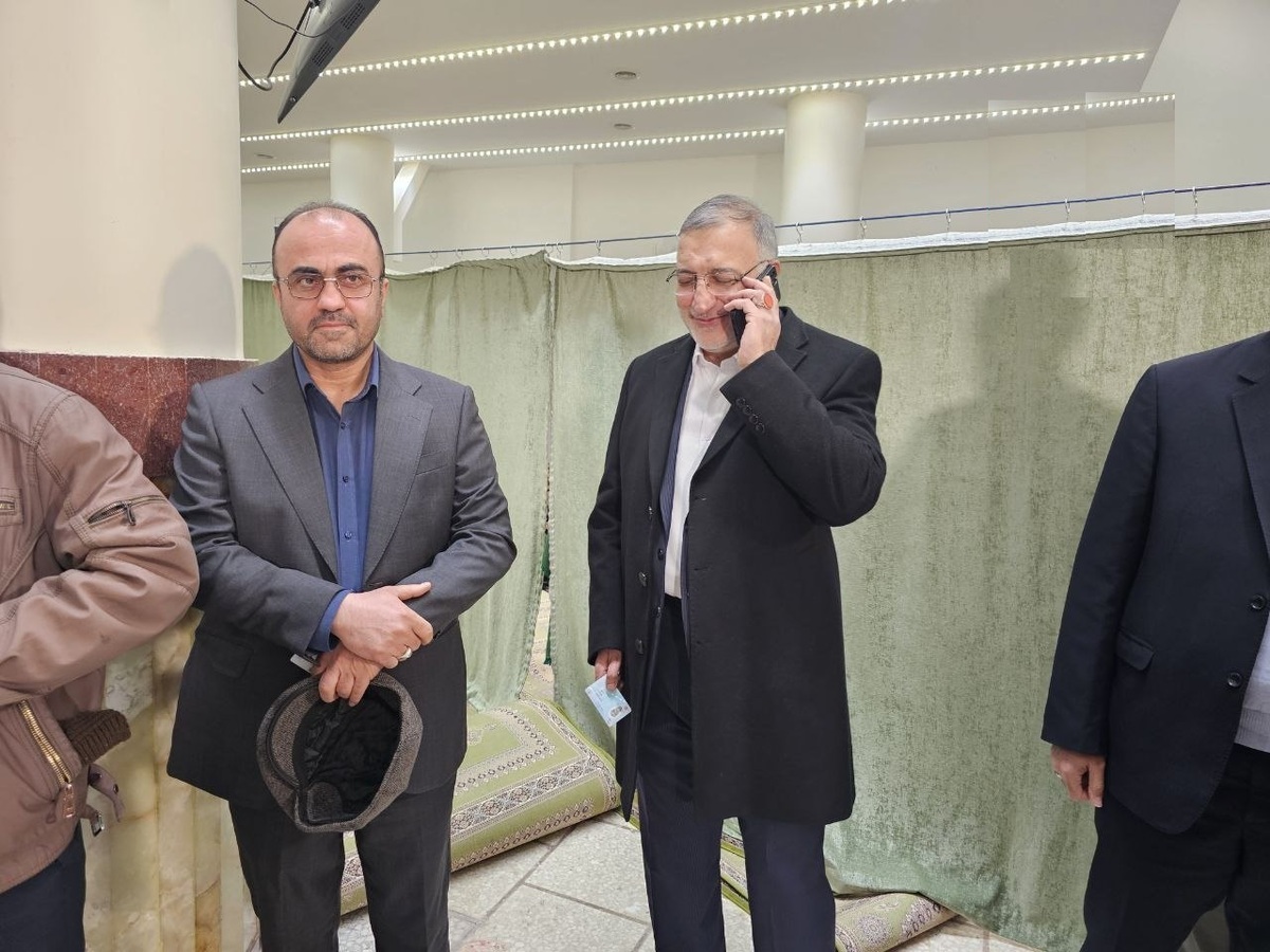 حضور شهردار تهران در پای صندوق رای