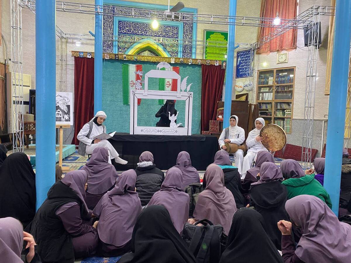 اجرای تئاتر در مسجد تجربه‌ای متفاوت و خاطره‌انگیز بود