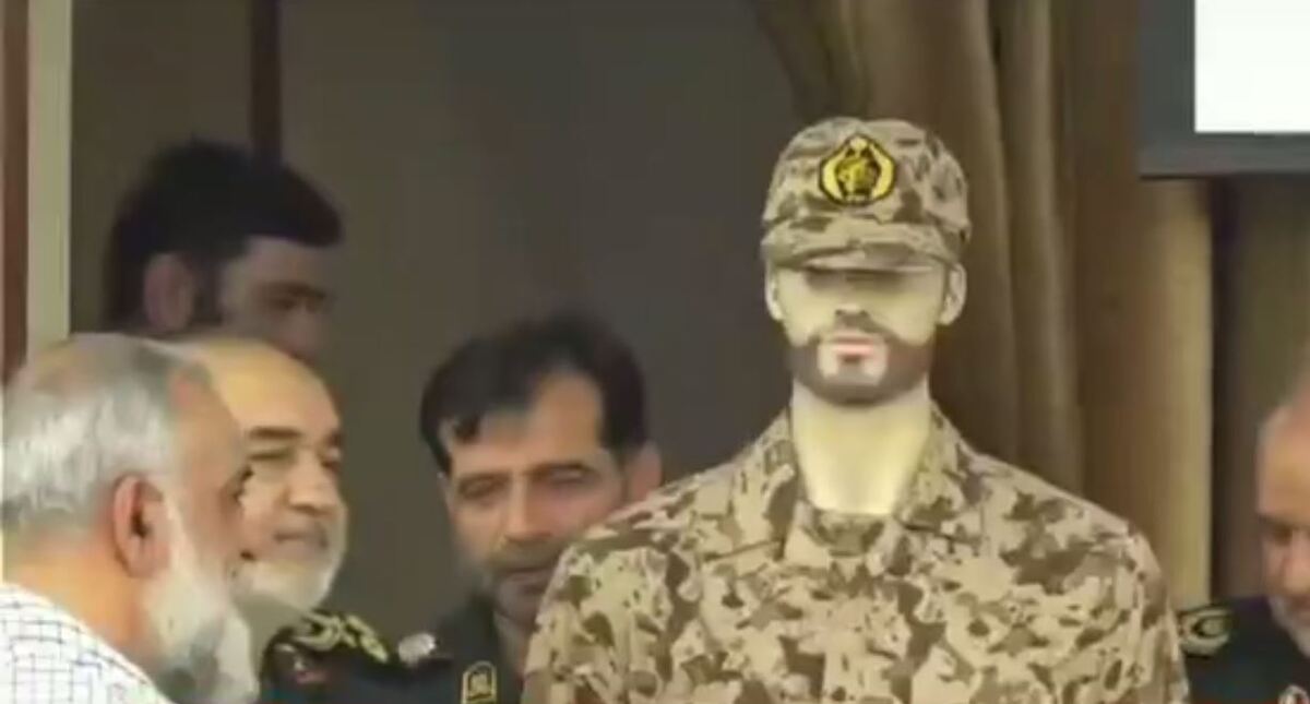 سلامی: رهبر انقلاب امروز نشان «فتح» را به سپاه اعطا کردند