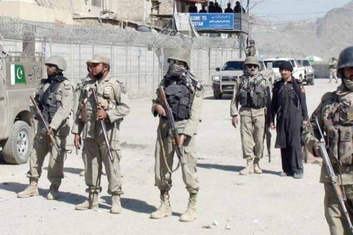 وضعیت جنگی در مرز بین پاکستان و افغانستان   اسلام‌آباد: مواضع تحریک طالبان را هدف قرار دادیم + فیلم