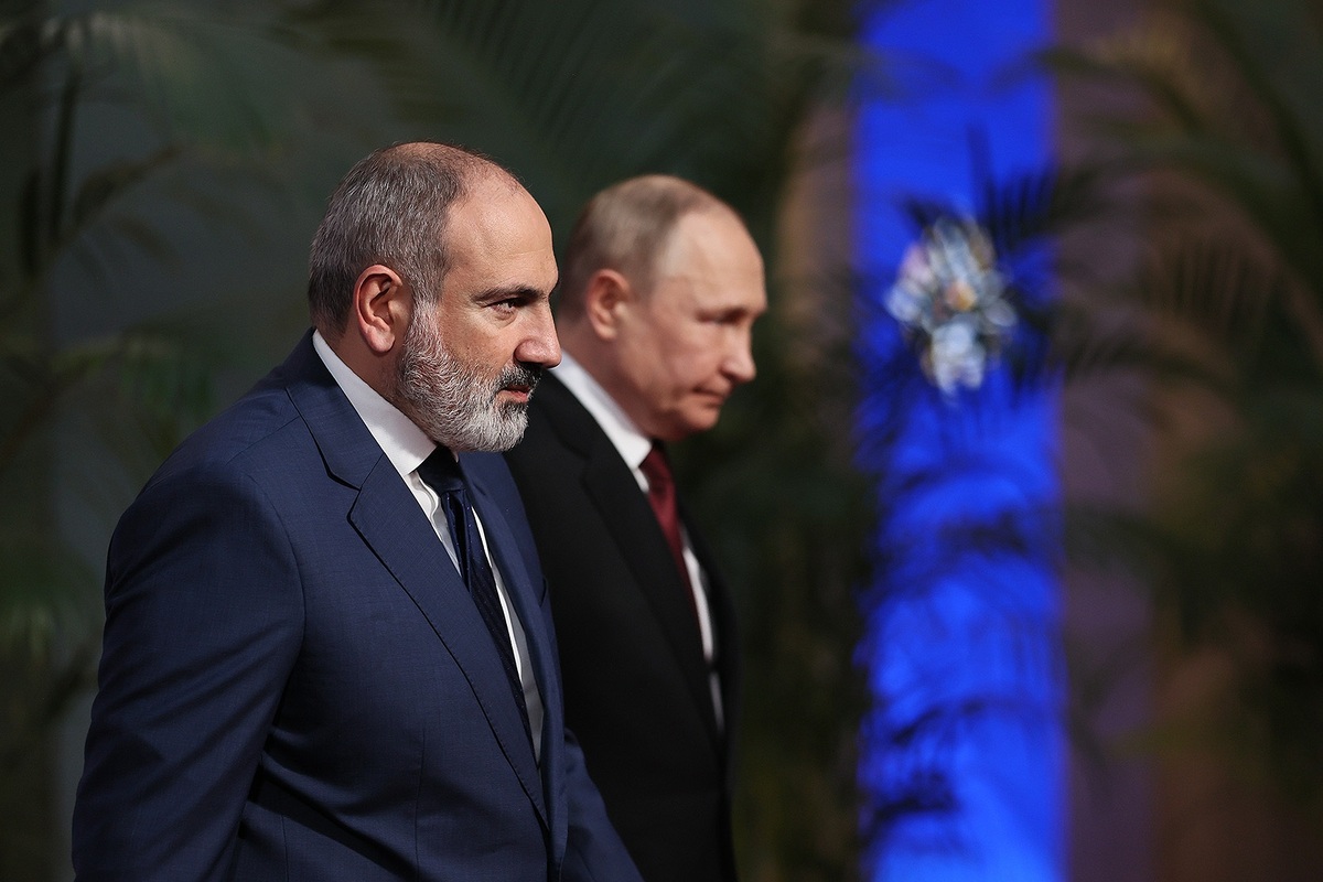 ارمنستان عضویت در  بلوک امنیتی روسیه را تعلیق کرد