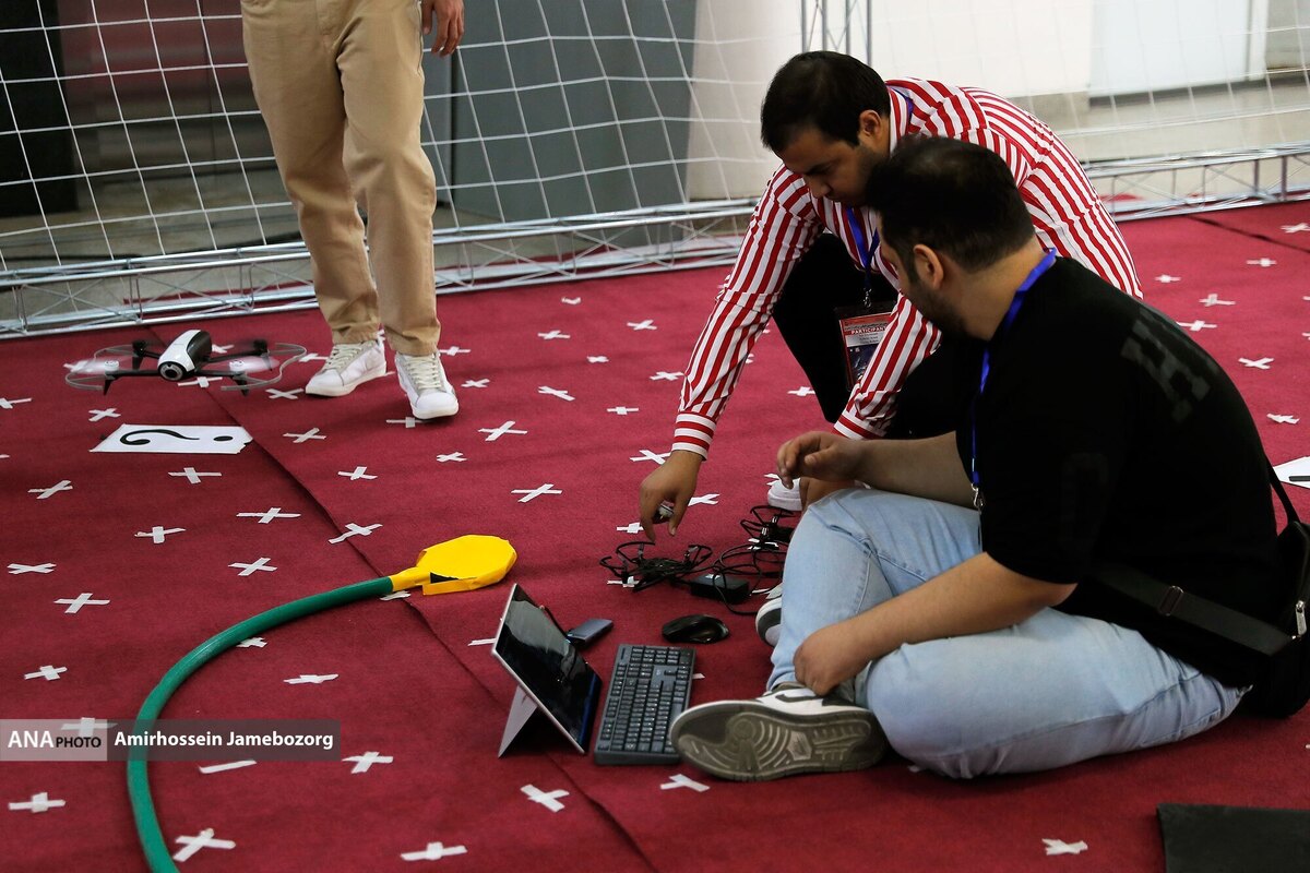فناوری ایرانی، حیرت جهانی/ دست پر ایران در دانش فنی ساخت ربات‌های پرنده