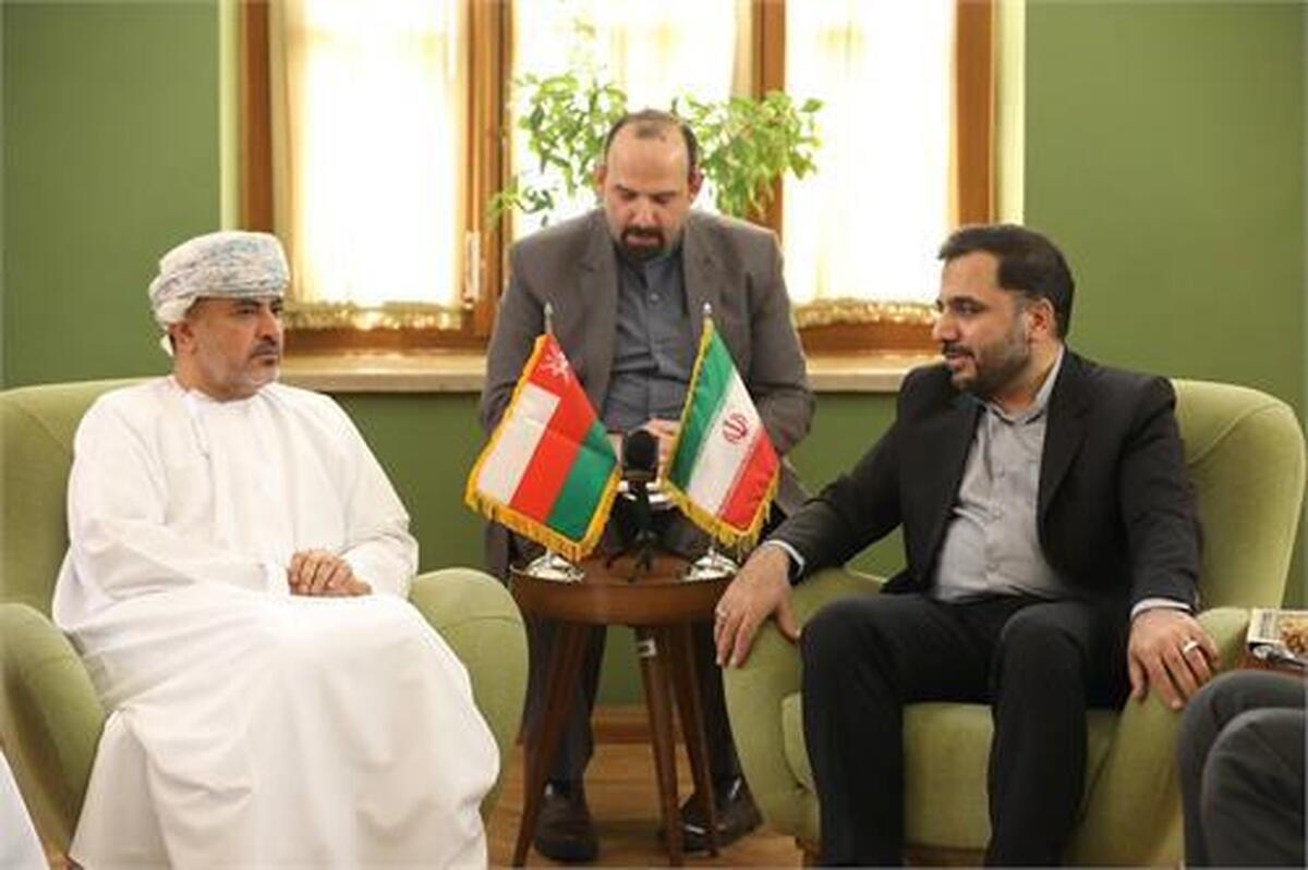 توافق ایران و عمان برای همکاری های گسترده ارتباطی