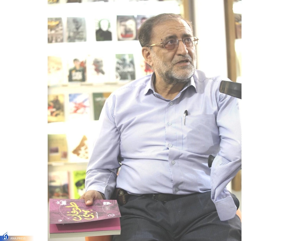 «طوفان بمبئی» مجتبی رحماندوست را به نمایشگاه کتاب آورد