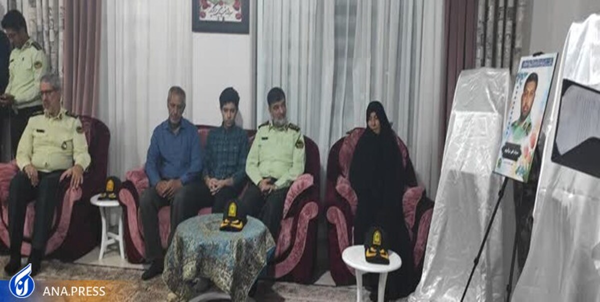 سردار رادان با خانواده شهید برزگرپور در کرمان دیدار کرد