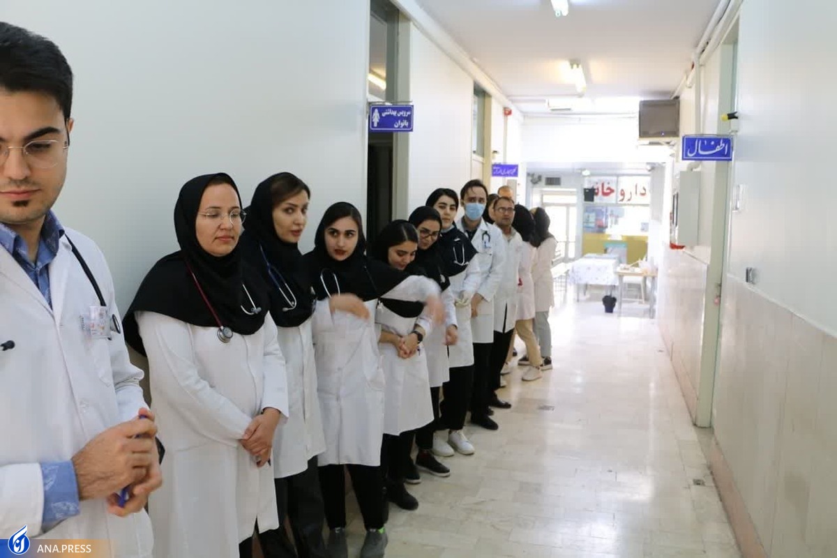 حضور ۲۶ دانشجو در آزمون صلاحیت‌های بالینی دانشگاه آزاد مشهد