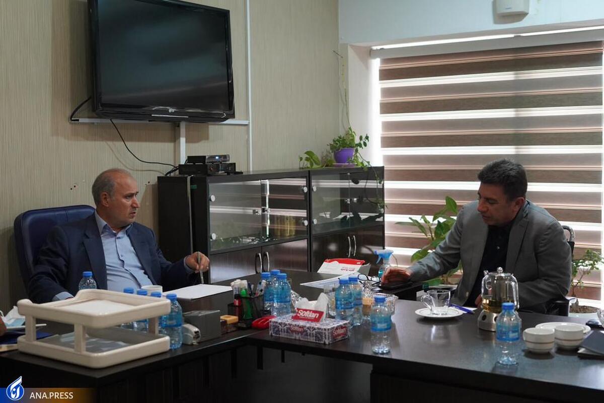 برگزاری نشست قلعه نویی با تاج/ تاکید رئیس فدراسیون بر حفظ منافع تیم ملی و باشگاه‌ها