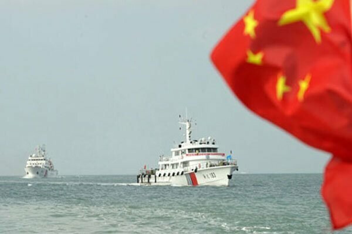 تقابل کشتی جنگی چین و ناوشکن آمریکایی در تنگه تایوان