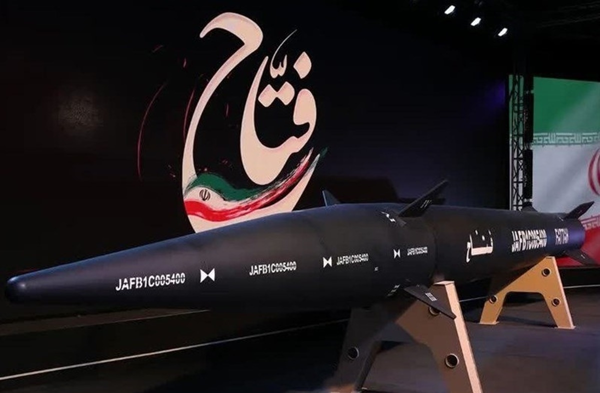موشک هایپرسونیک ایرانی «فتاح» رونمایی شد