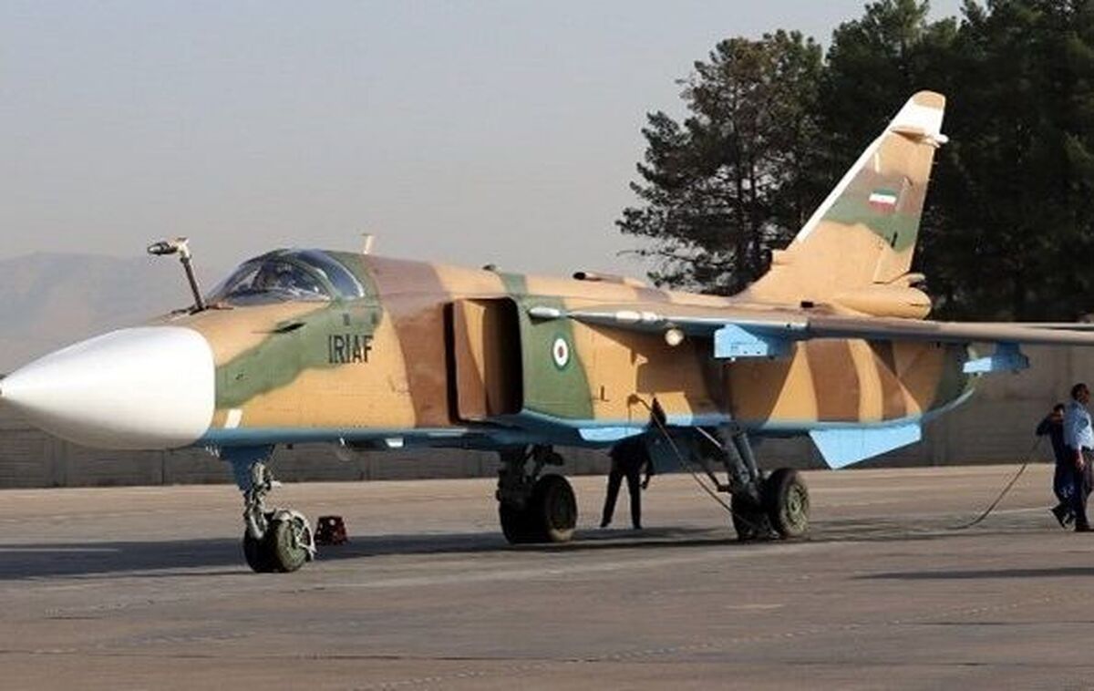 تعمیرات اساسی ۲ هواپیمای جنگنده و ترابری در پایگاه شهید دوران شیراز