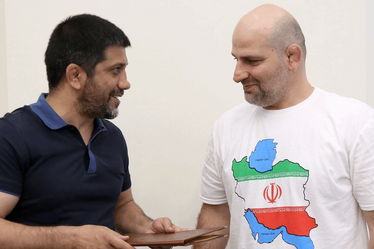 قهرمان سابق روسیه مربی تیم ملی کشتی آزاد ایران شد