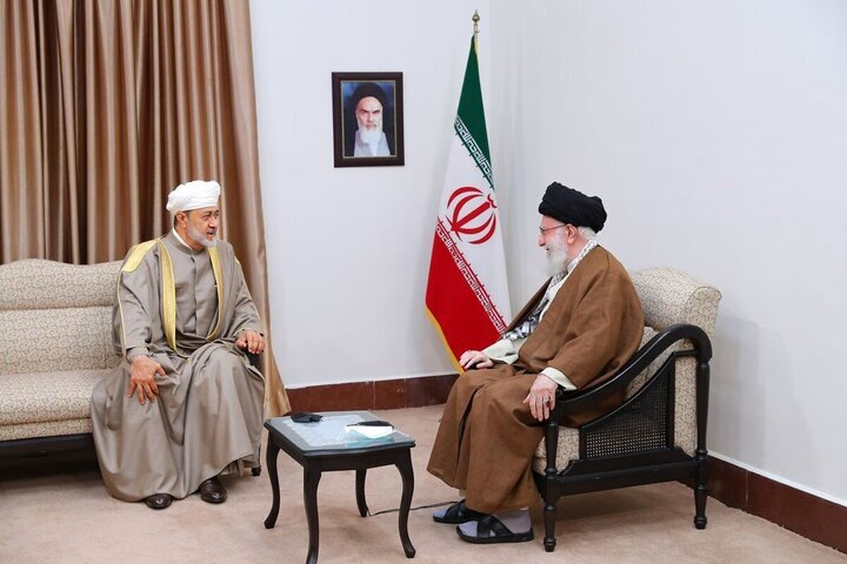 دیدار سلطان عمان با رهبر ایران تاکیدی بر روابط تاریخی دو کشور است