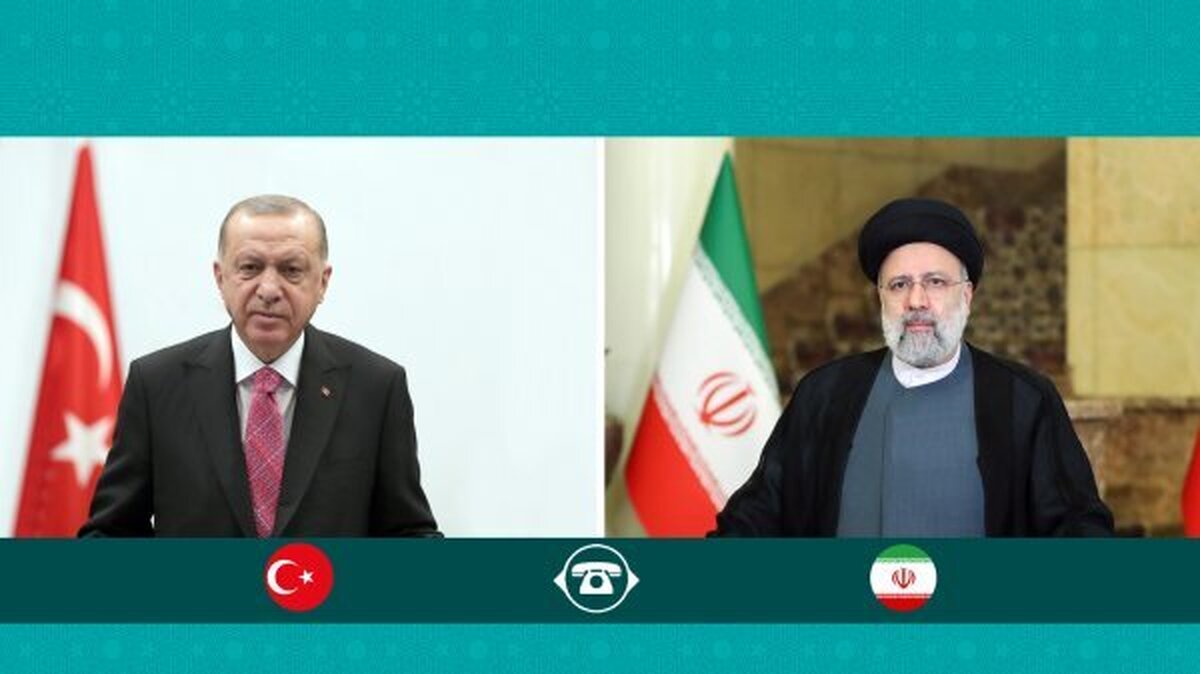 رئیسی: روابط تهران و آنکارا در دوره جدید گسترش یابد