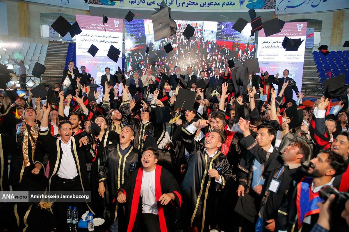 فرایند جذب دانشجوی خارجی در ایران طولانی است/ در توسعه شعب دانشگاهی موفقیت چندانی نداشتیم