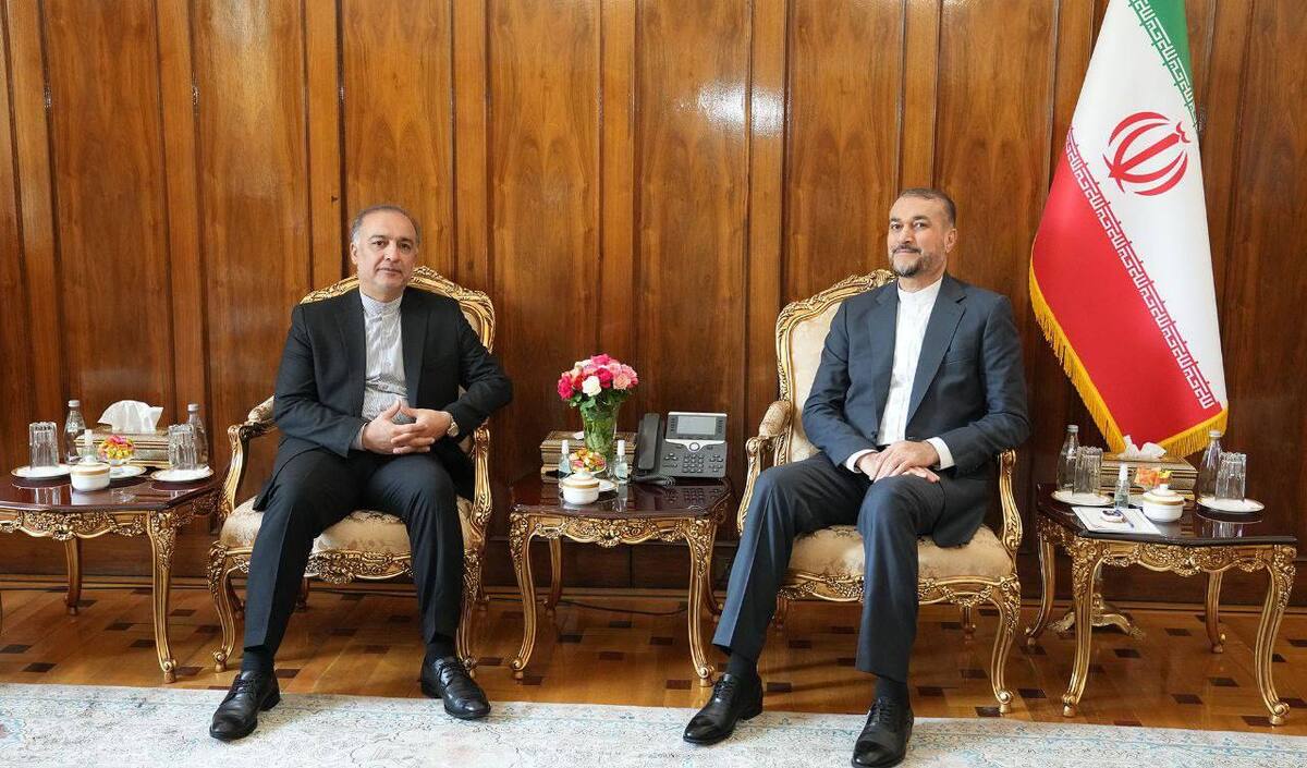 امیر عبداللهیان با سفیر جدید ایران در ارمنستان دیدار کرد